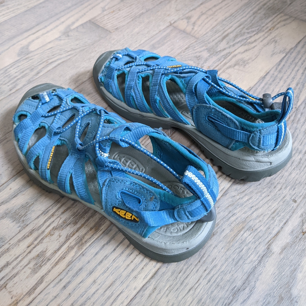 Keen Whisper Hiking Trail Waterproof Blue Sandals, Women's 6